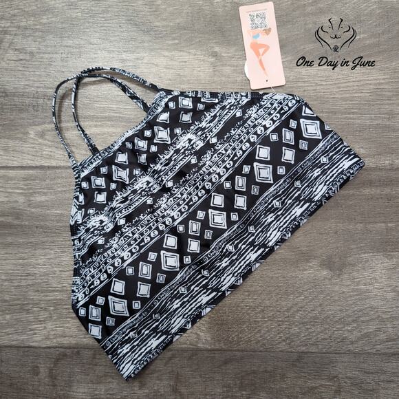 CharmLeaks High Neck Crop Bikini Top Size S - Picture 1 of 4